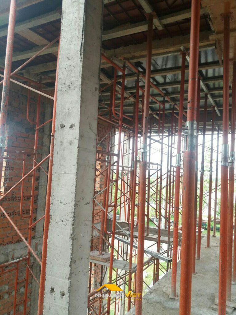 Thi c&ocirc;ng phần th&ocirc;