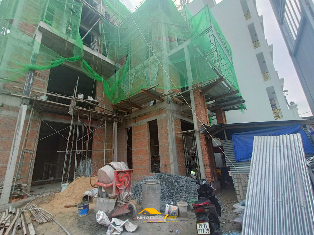 Thi c&ocirc;ng biệt thự