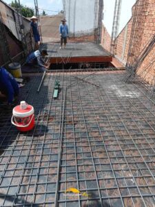 Thi c&ocirc;ng nh&agrave; phố