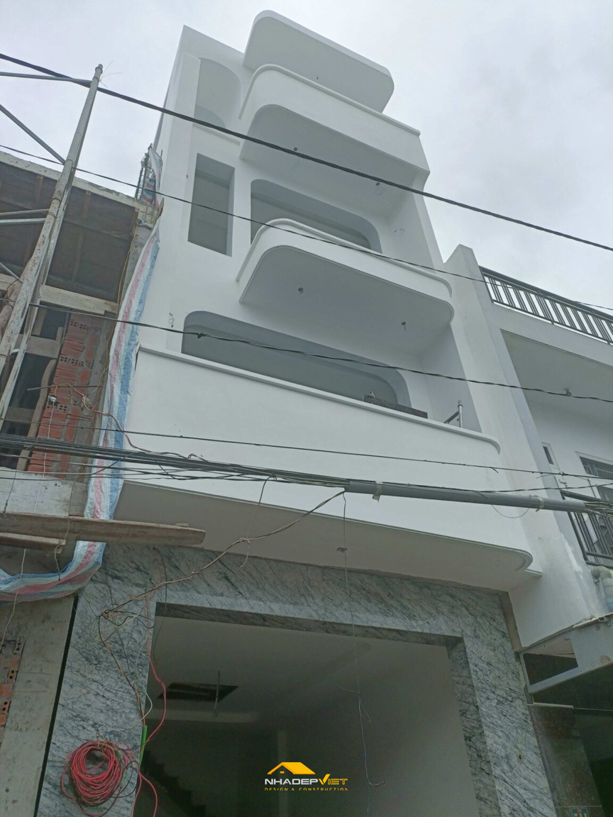 Thi c&ocirc;ng nh&agrave; phố