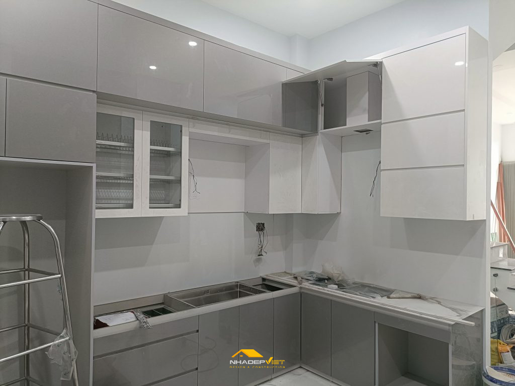 Thi c&ocirc;ng nh&agrave; phố