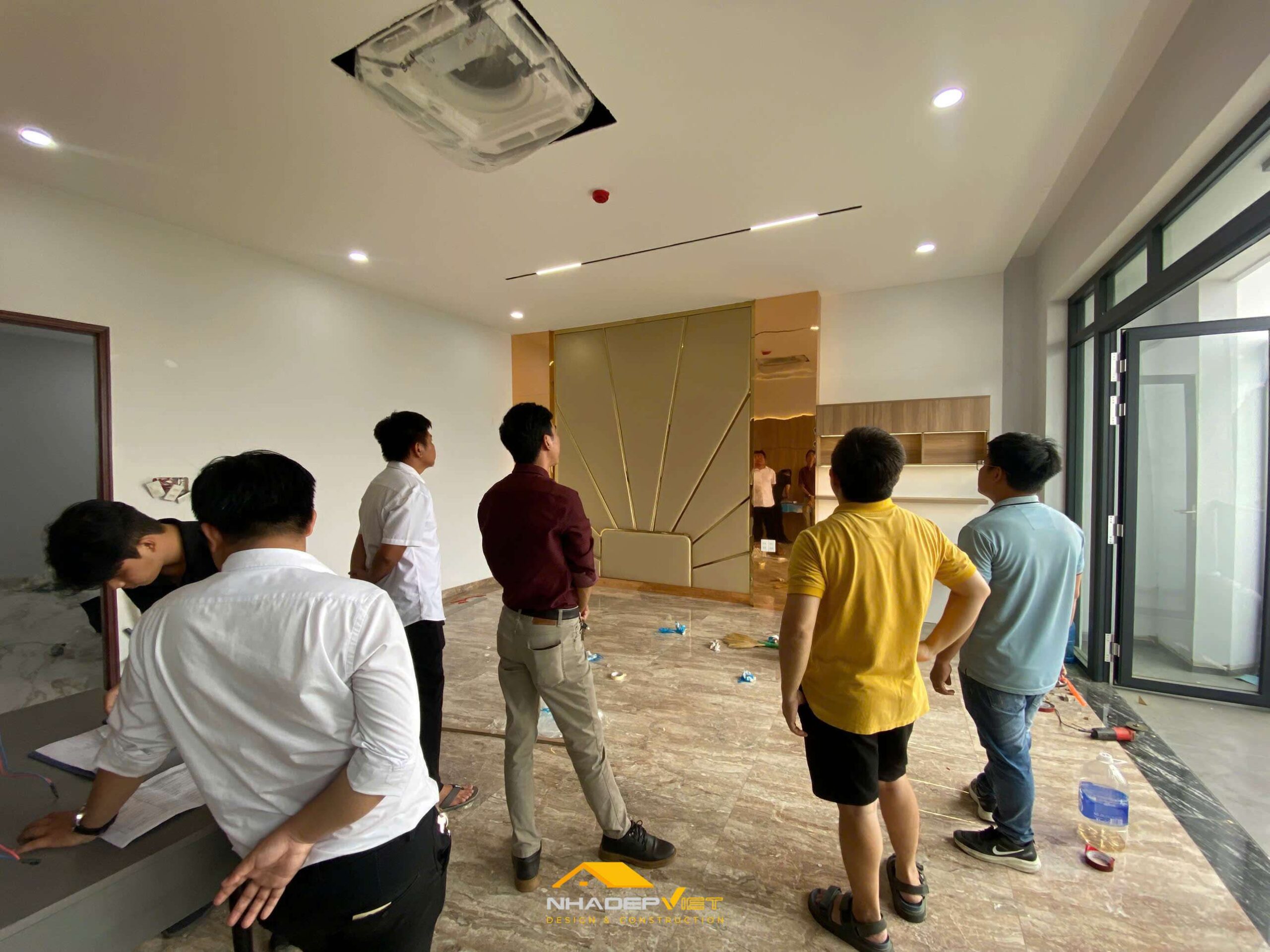 Thi c&ocirc;ng nội thất