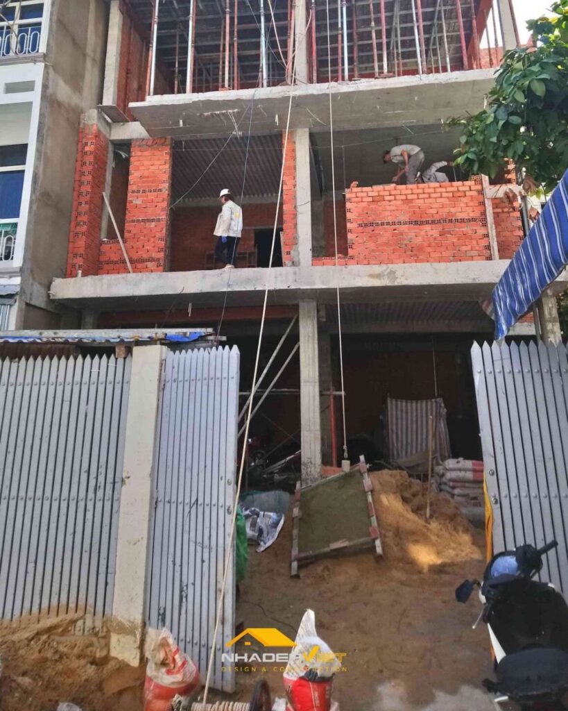 C&ocirc;ng tr&igrave;nh thi c&ocirc;n nh&agrave; chị Loan